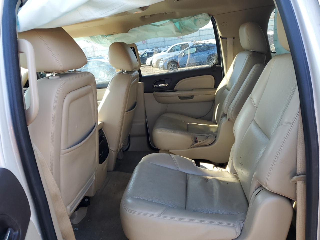 2013 GMC Yukon - Image 11