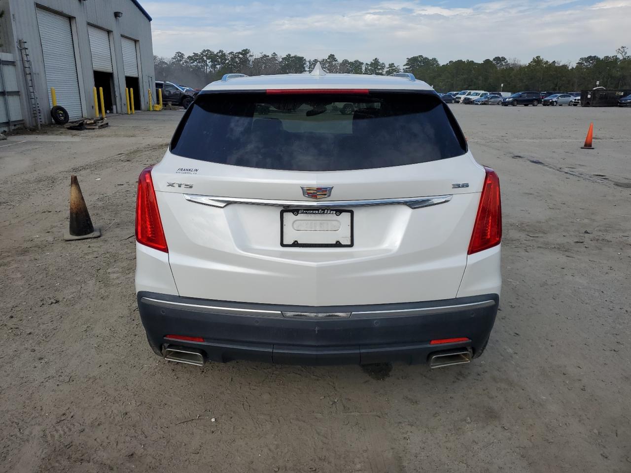 2017 Cadillac XT5 - Image 6