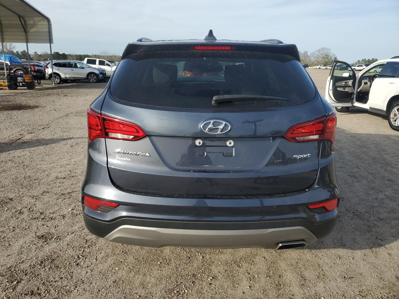 2017 Hyundai Santa Fe - Image 6