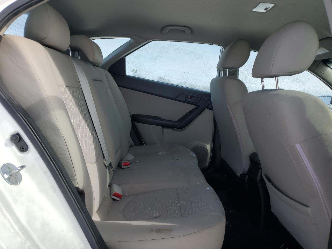 2012 Kia Forte - Image 11