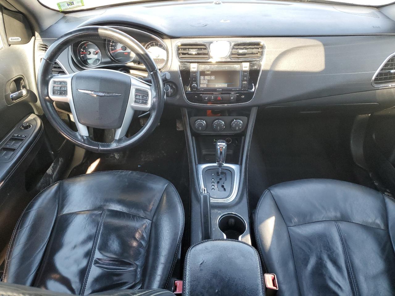 2014 Chrysler 200 - Image 8