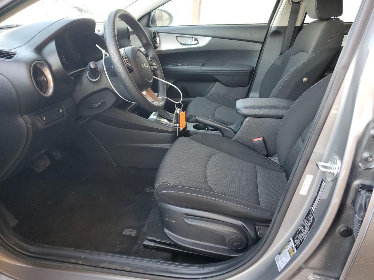 2023 Kia Forte - Image 7