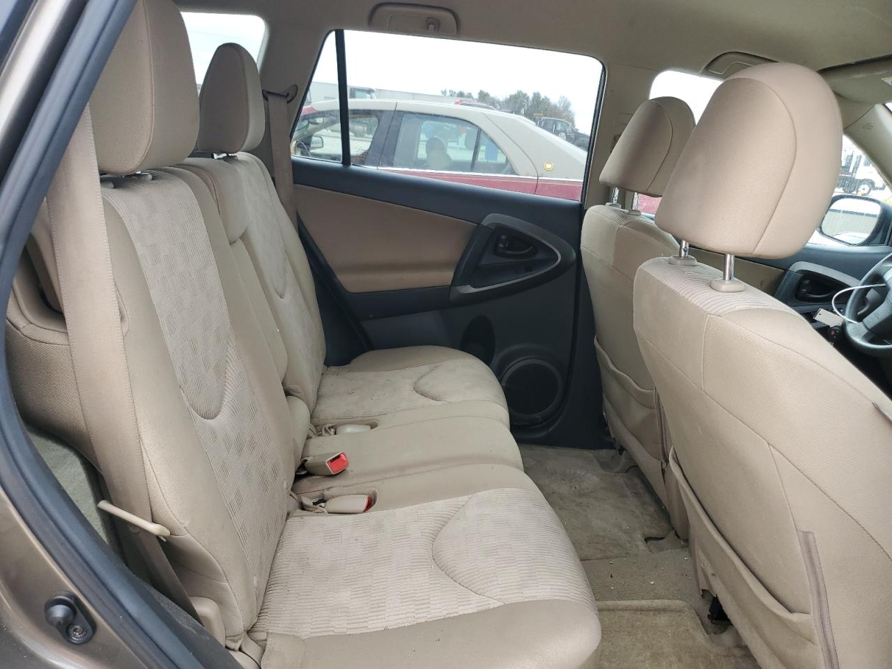 2011 Toyota RAV 4 - Image 11