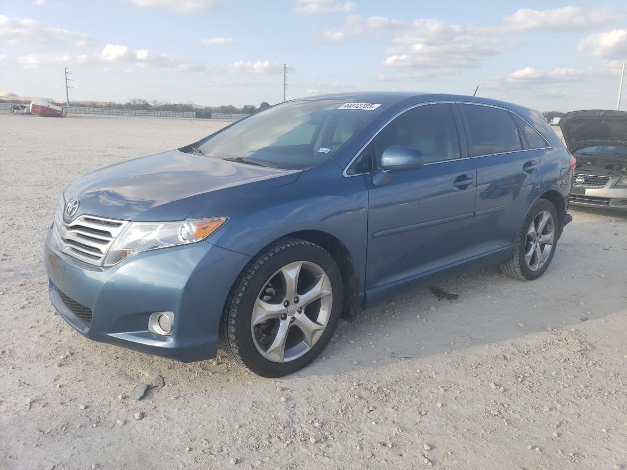 2010 Toyota Venza - Image 1