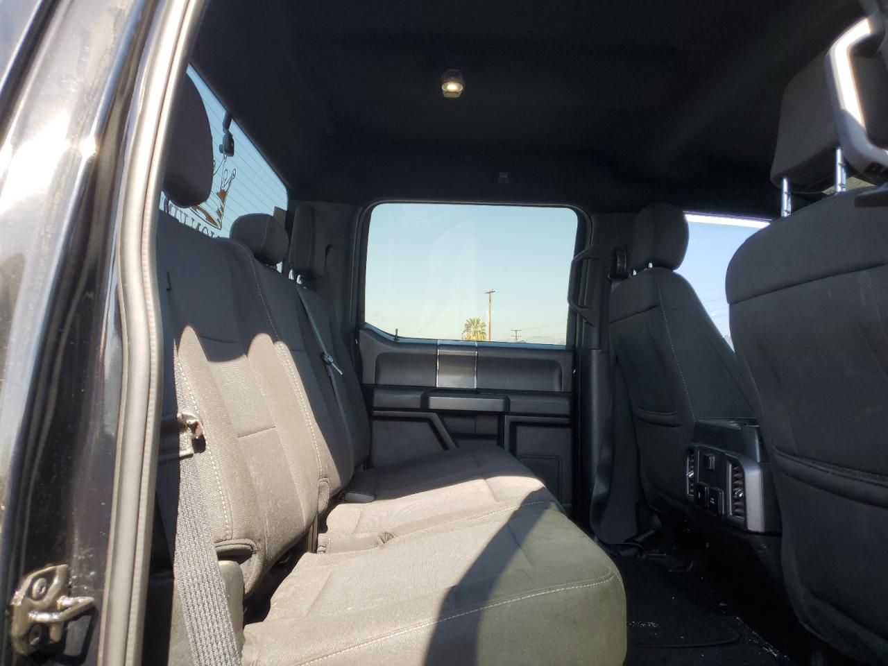 2018 Ford F-150 - Image 10
