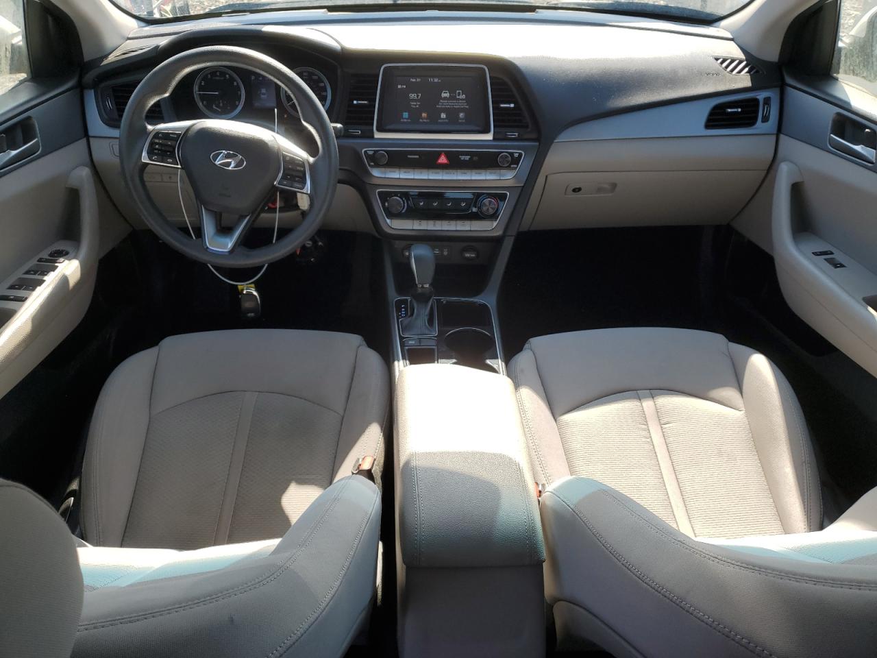 2018 Hyundai Sonata - Image 8