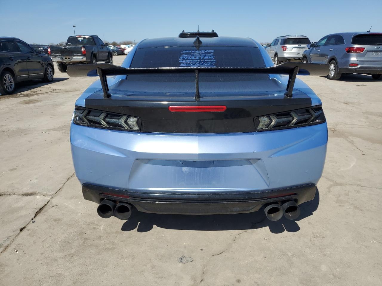 2018 Chevrolet Camaro - Image 6