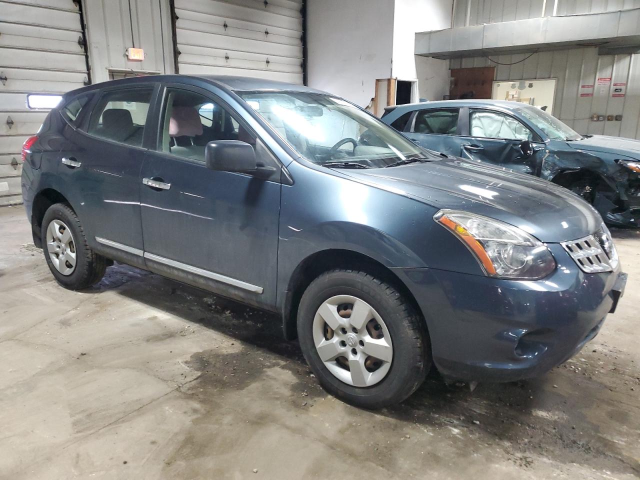 2015 Nissan Rogue - Image 4