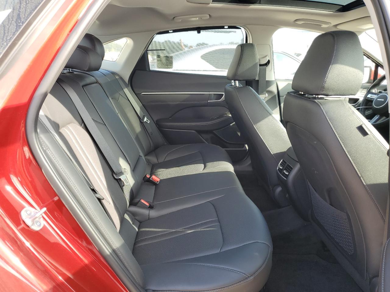 2024 Hyundai Sonata - Image 10