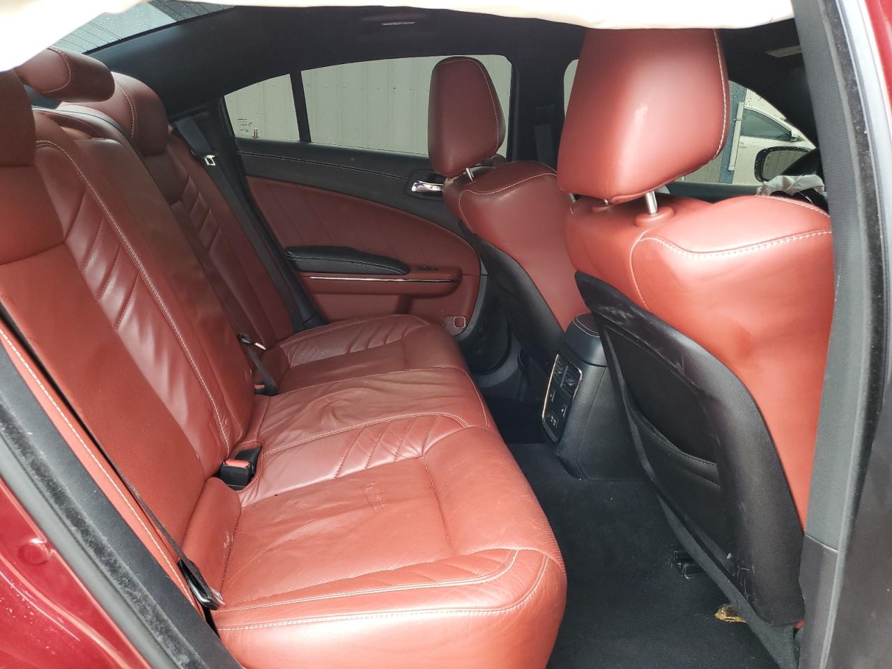 2019 Dodge Charger - Image 11