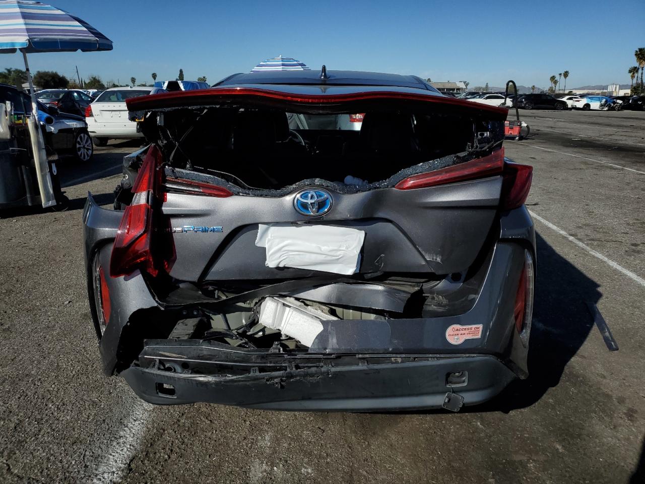 2017 Toyota Prius - Image 6