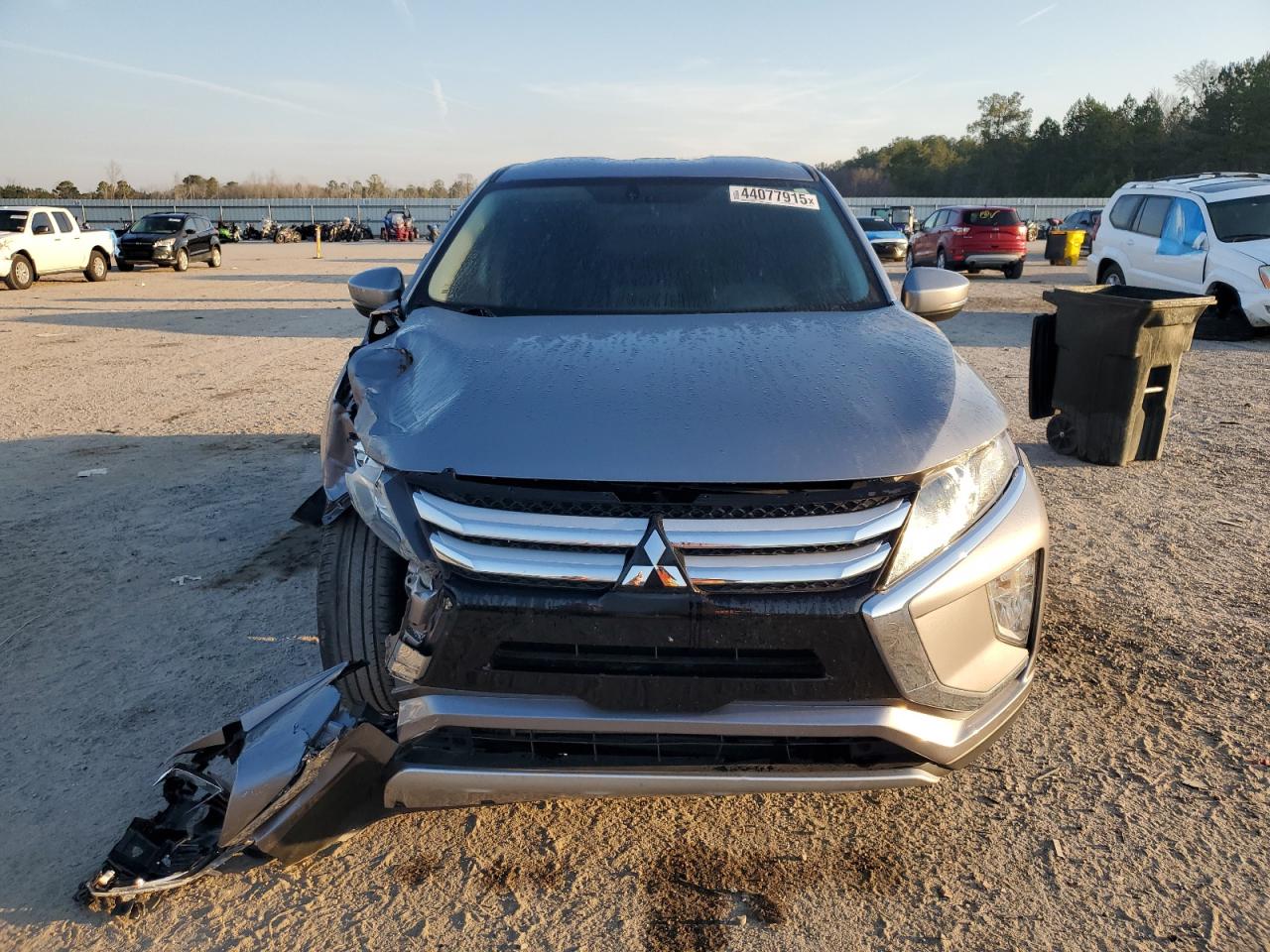 2019 Mitsubishi Eclipse - Image 5