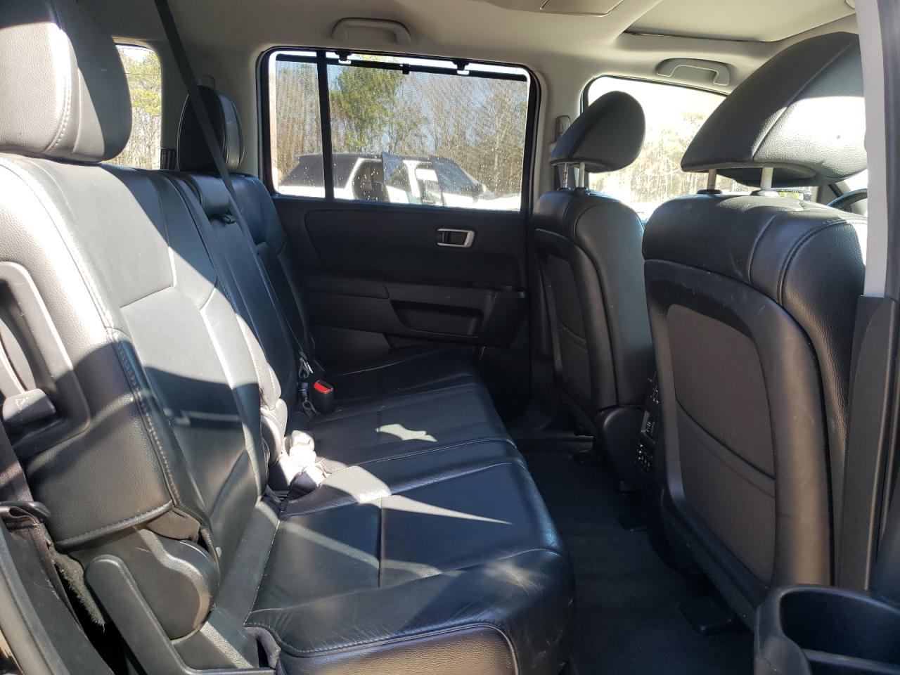 2012 Honda Pilot - Image 11