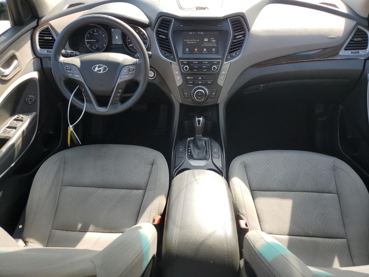 2018 Hyundai Santa Fe - Image 8