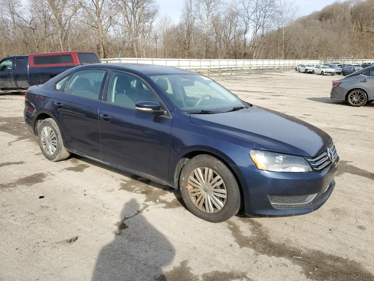 2015 Volkswagen Passat - Image 4