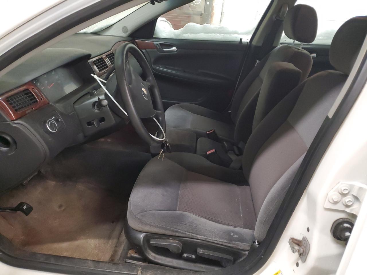 2008 Chevrolet Impala - Image 7