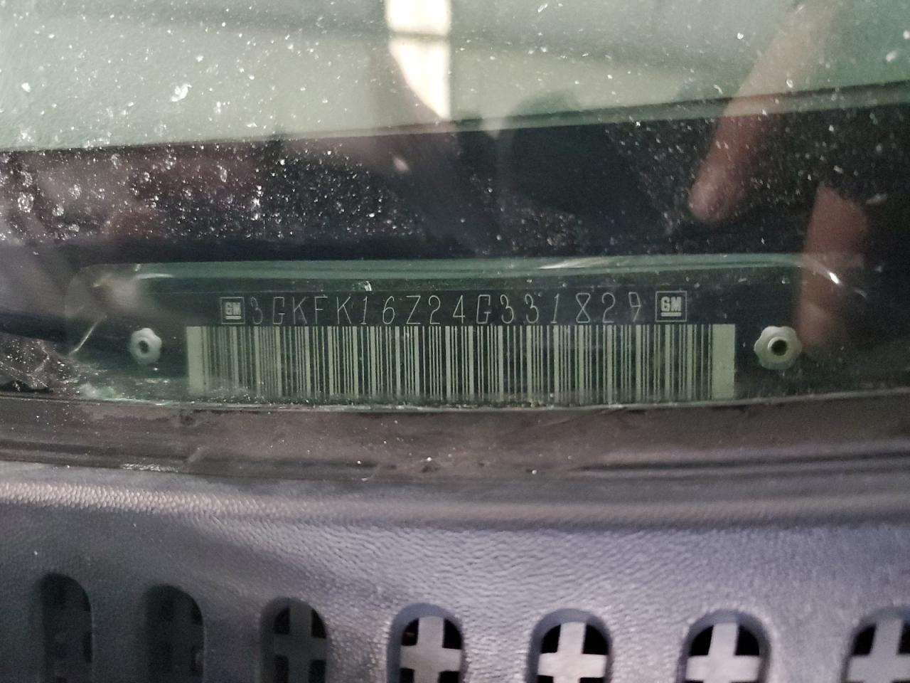 2004 GMC Yukon - Image 15