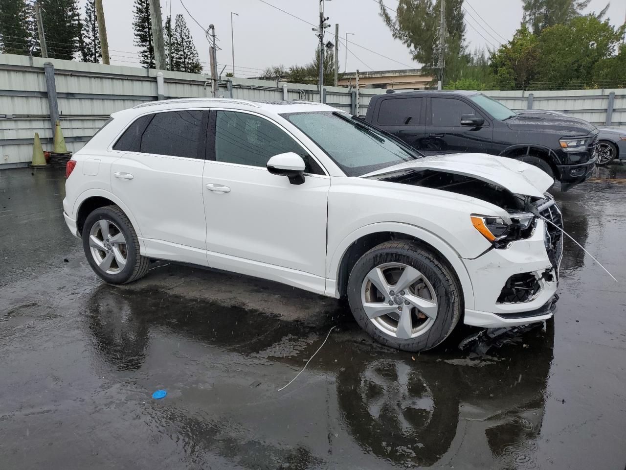 2019 Audi Q3 - Image 4