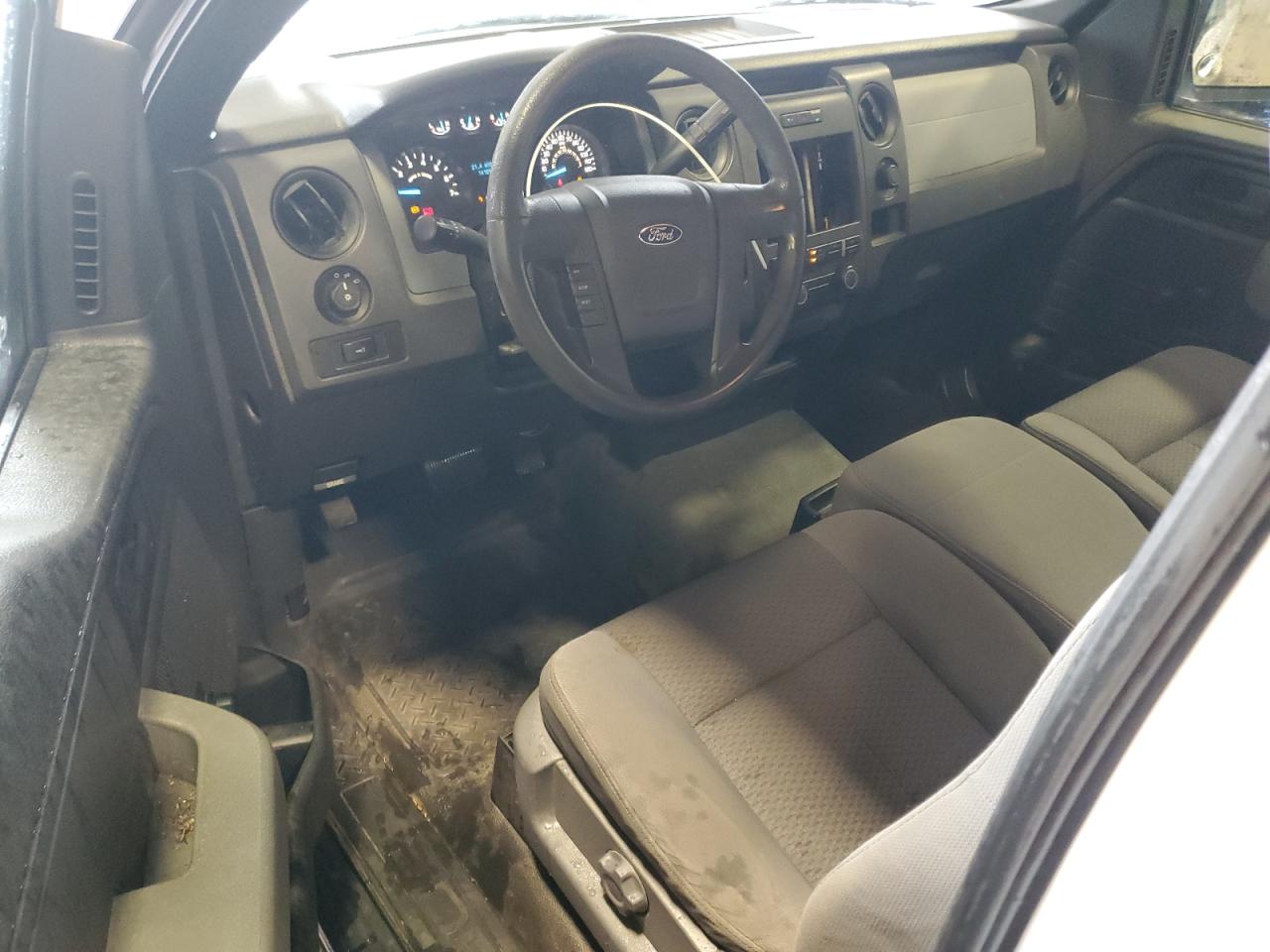 2011 Ford F-150 - Image 8