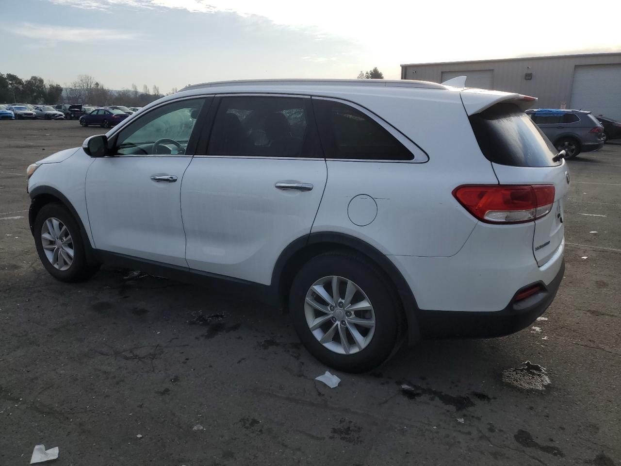 2017 Kia Sorento - Image 2