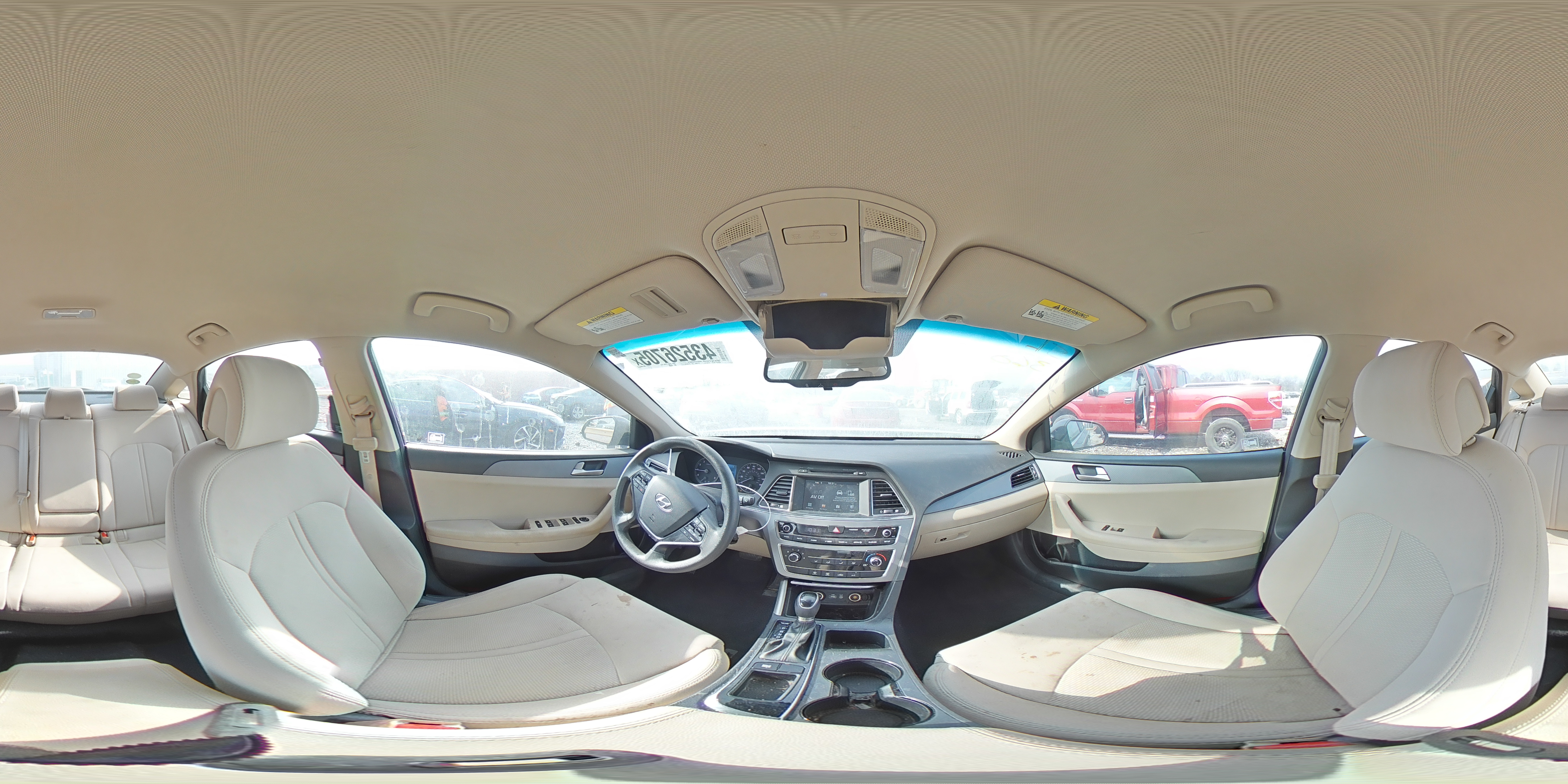 2017 Hyundai Sonata - Image 14