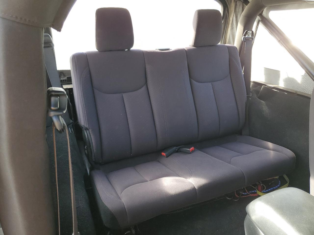 2014 Jeep Wrangler - Image 11