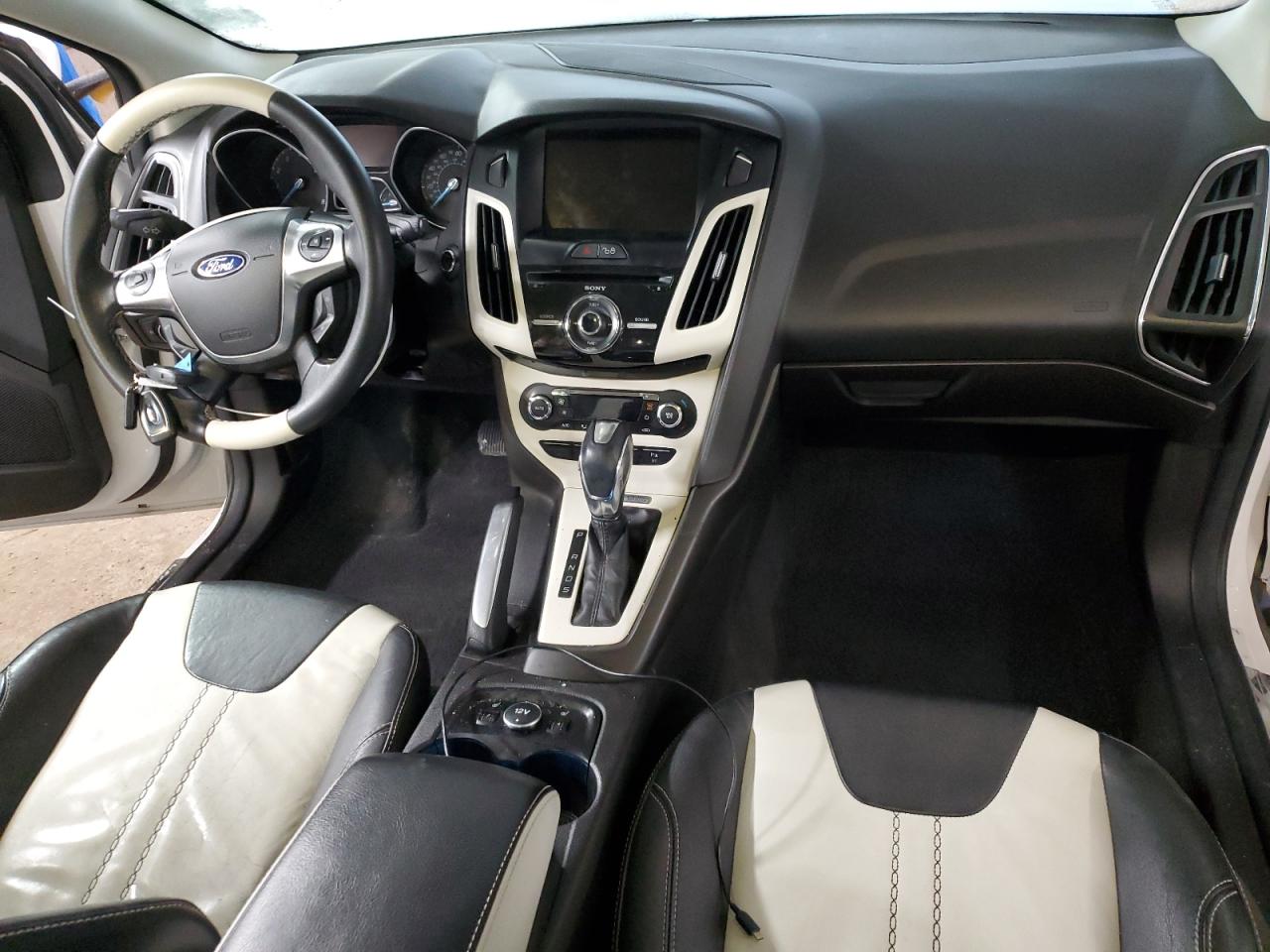2012 Ford Focus - Image 8