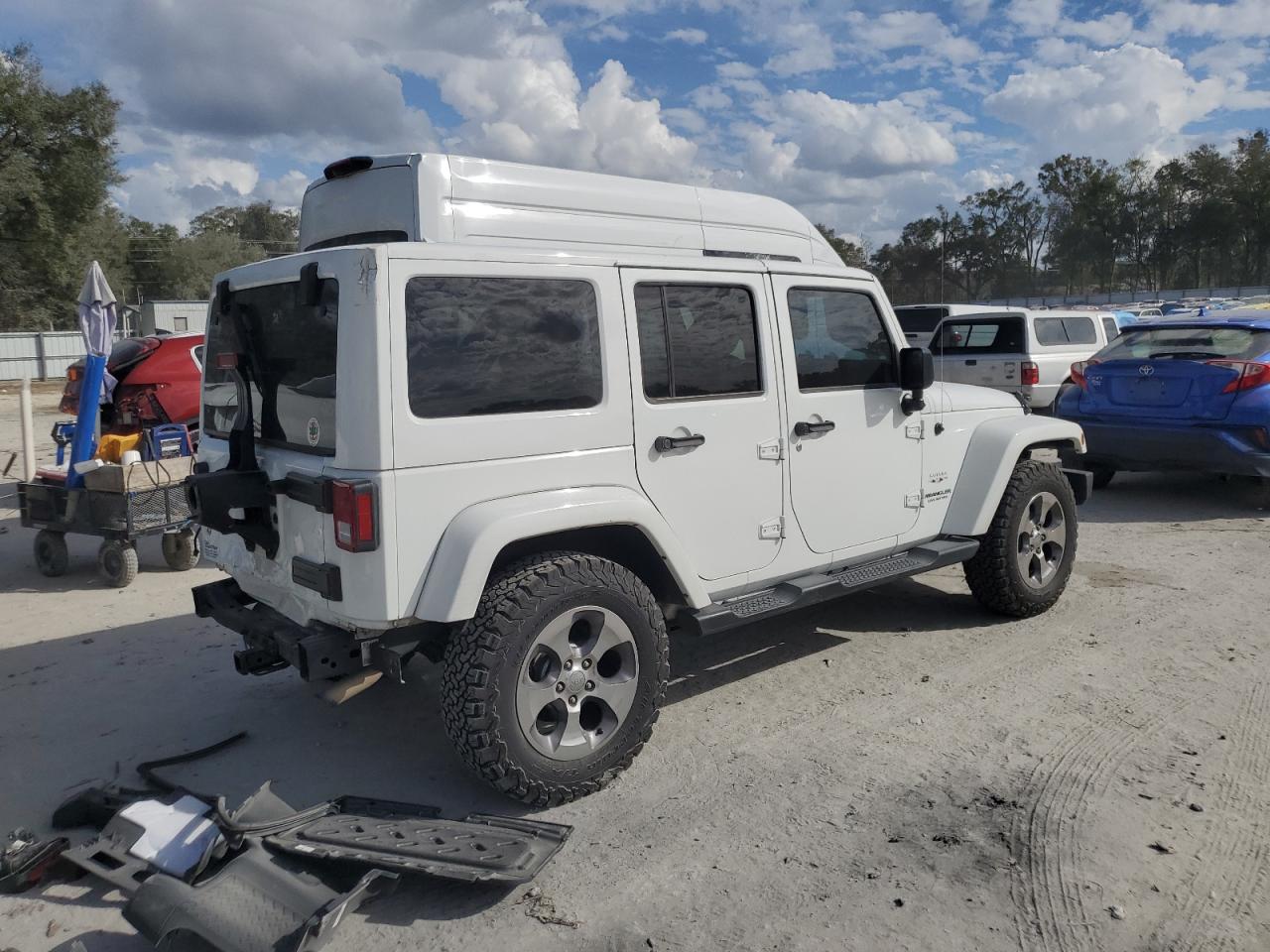 2016 Jeep Wrangler - Image 3