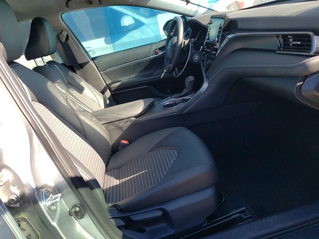 2022 Toyota Camry - Image 7