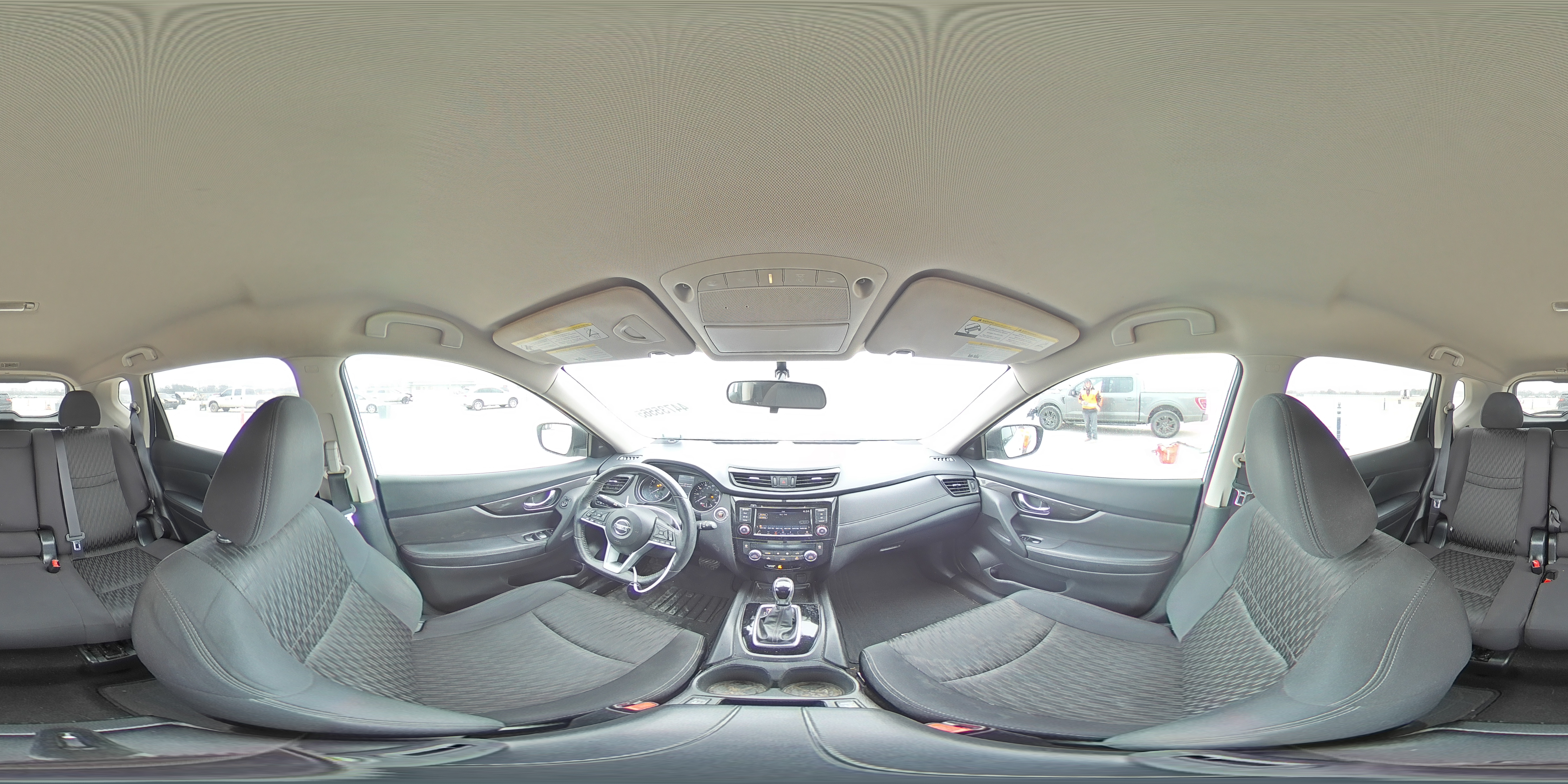 2018 Nissan Rogue - Image 14