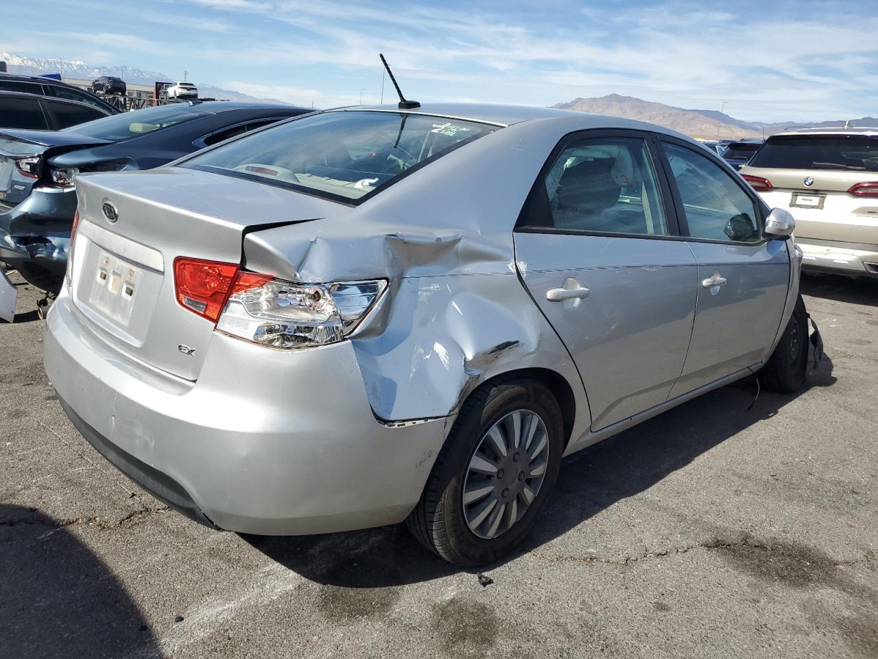 2010 Kia Forte - Image 3