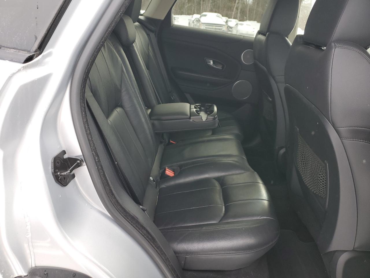 2016 Land Rover Range Rover - Image 11