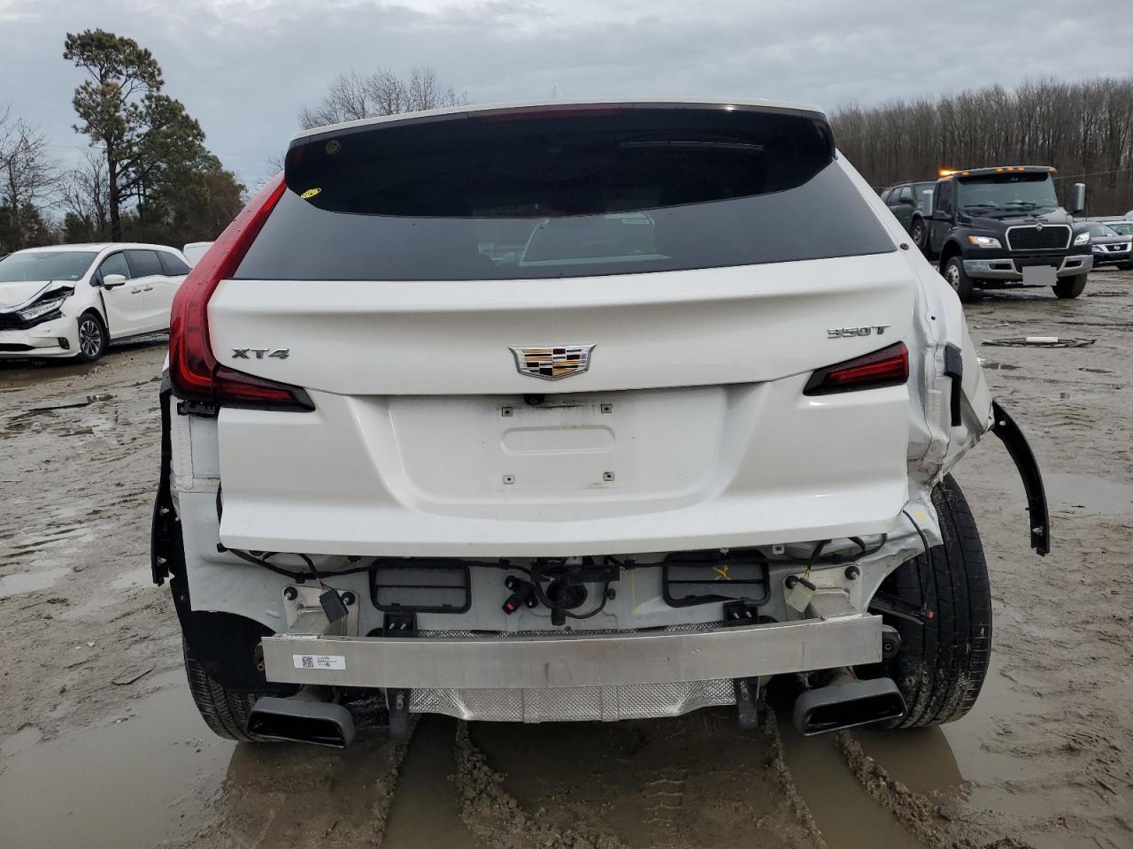 2020 Cadillac XT4 - Image 6