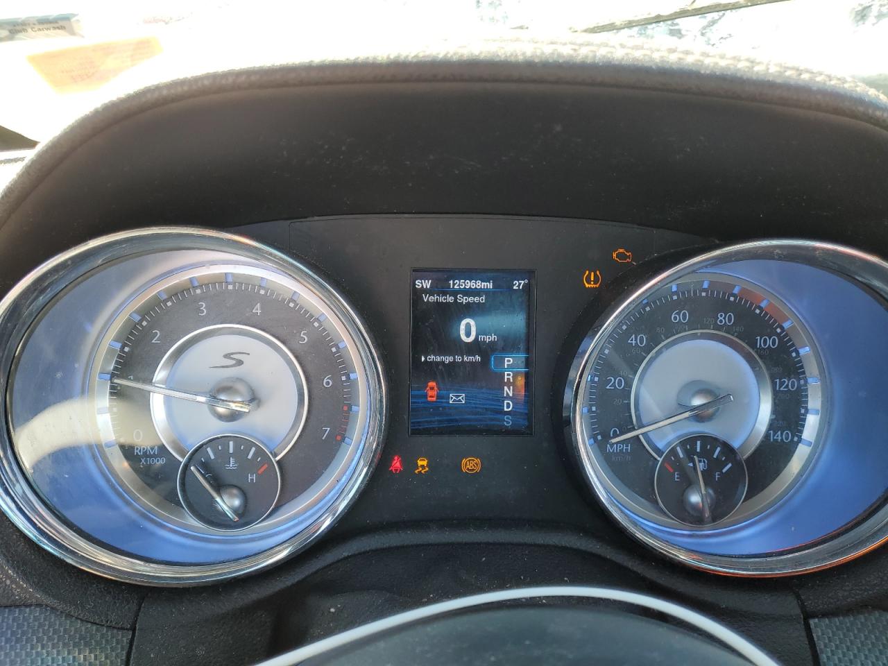 2014 Chrysler 300 - Image 9