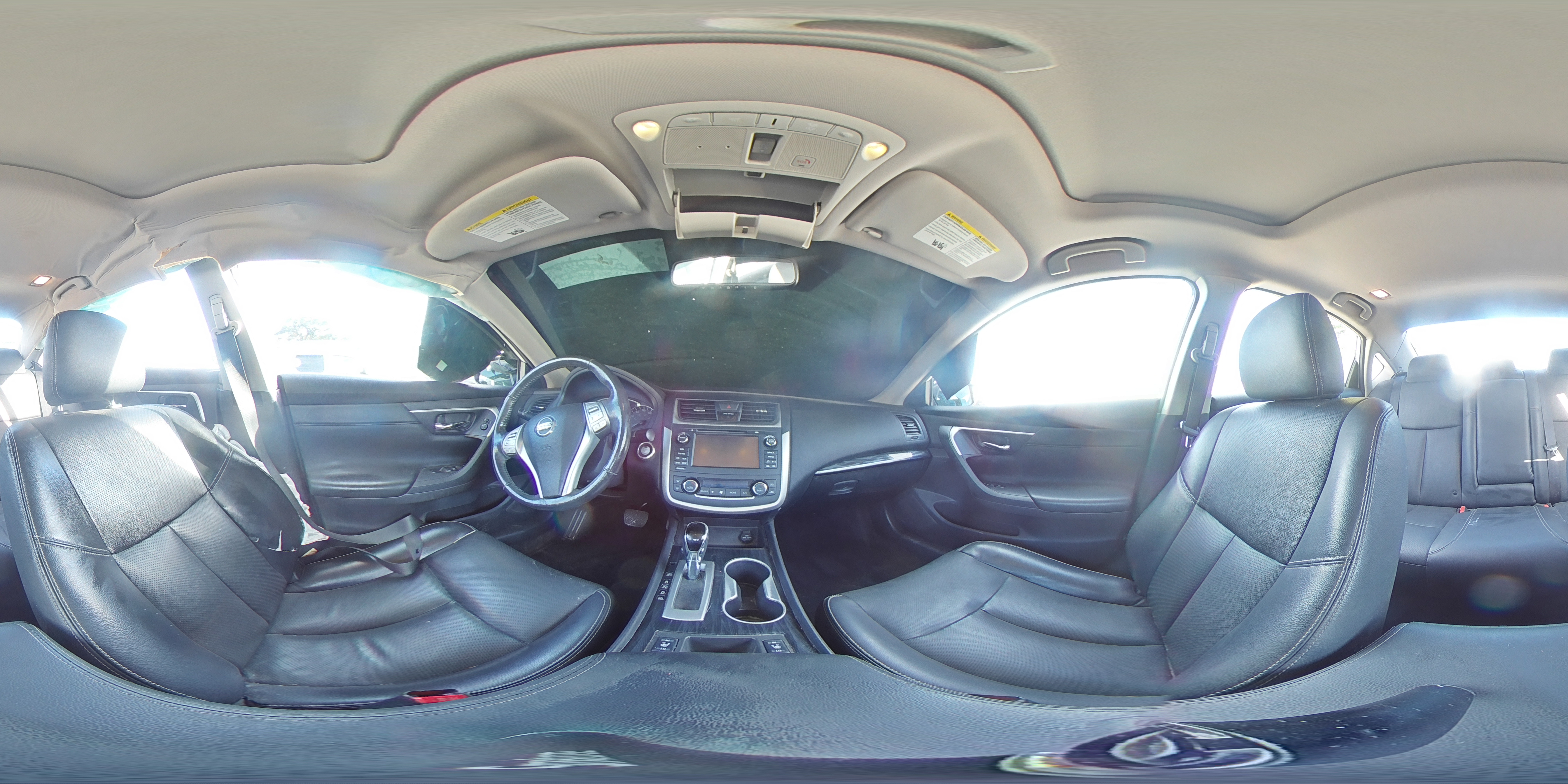 2017 Nissan Altima - Image 14