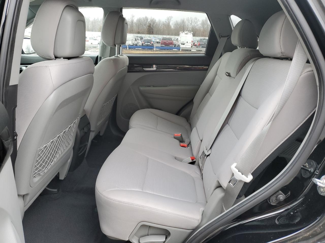 2015 Kia Sorento - Image 11