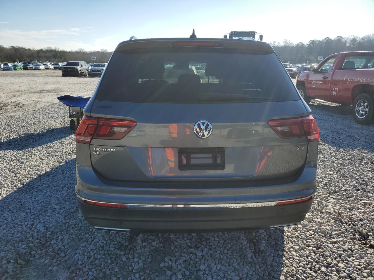 2018 Volkswagen Tiguan - Image 6