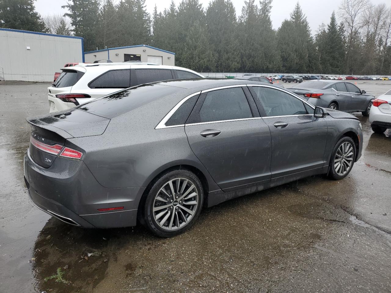 2017 Lincoln MKZ - Image 3