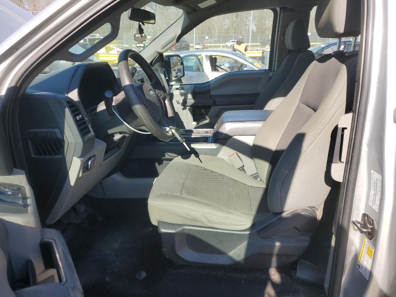2015 Ford F-150 - Image 7