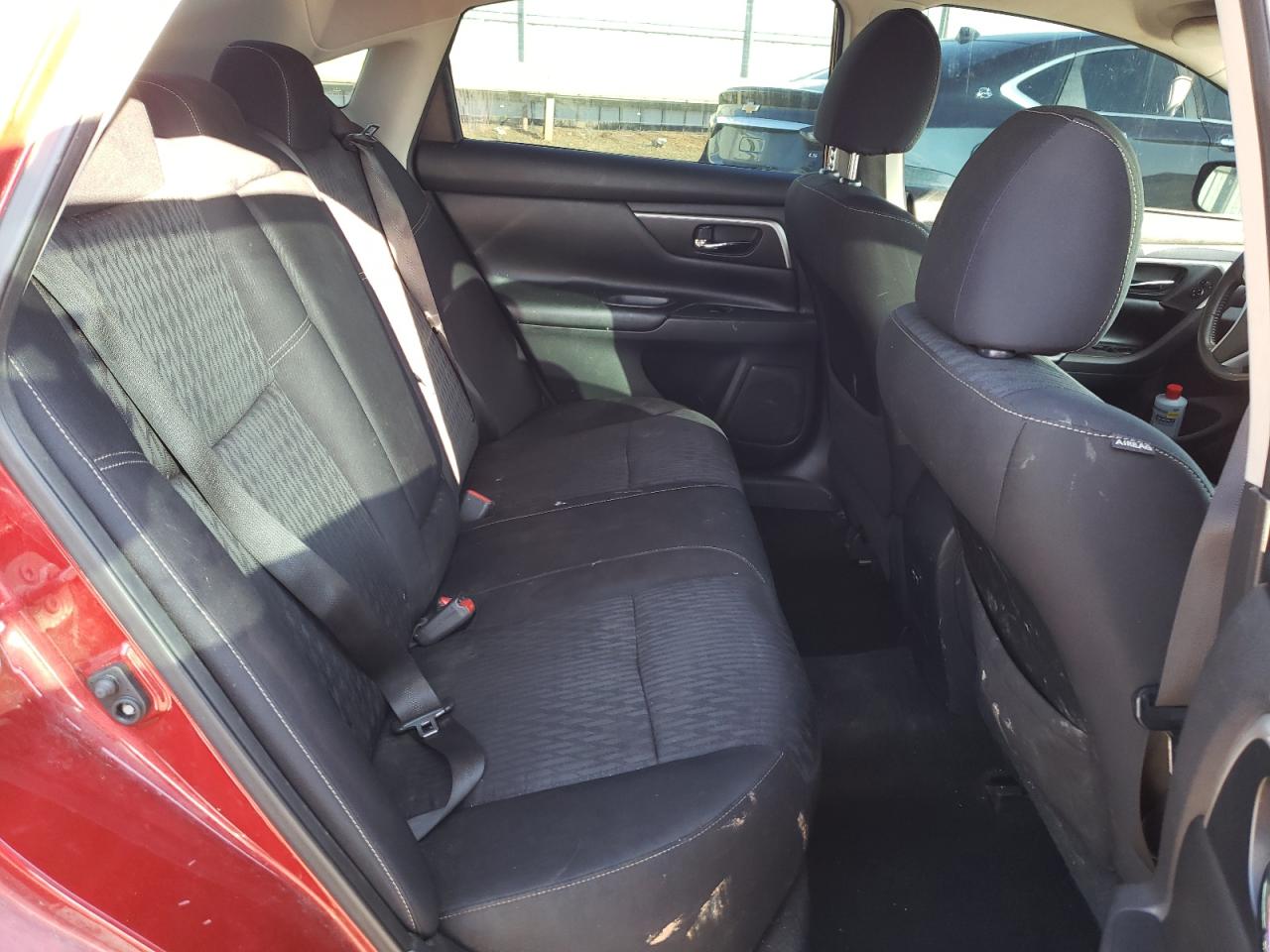 2017 Nissan Altima - Image 10