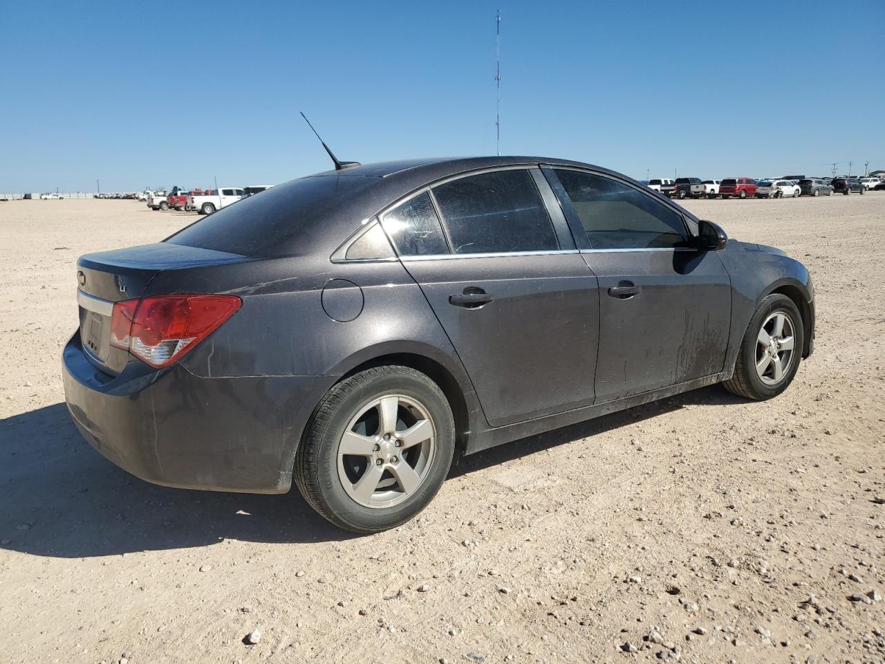 2014 Chevrolet Cruze - Image 3