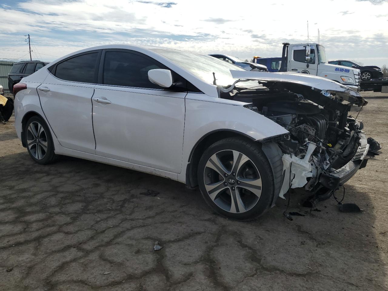 2015 Hyundai Elantra - Image 4