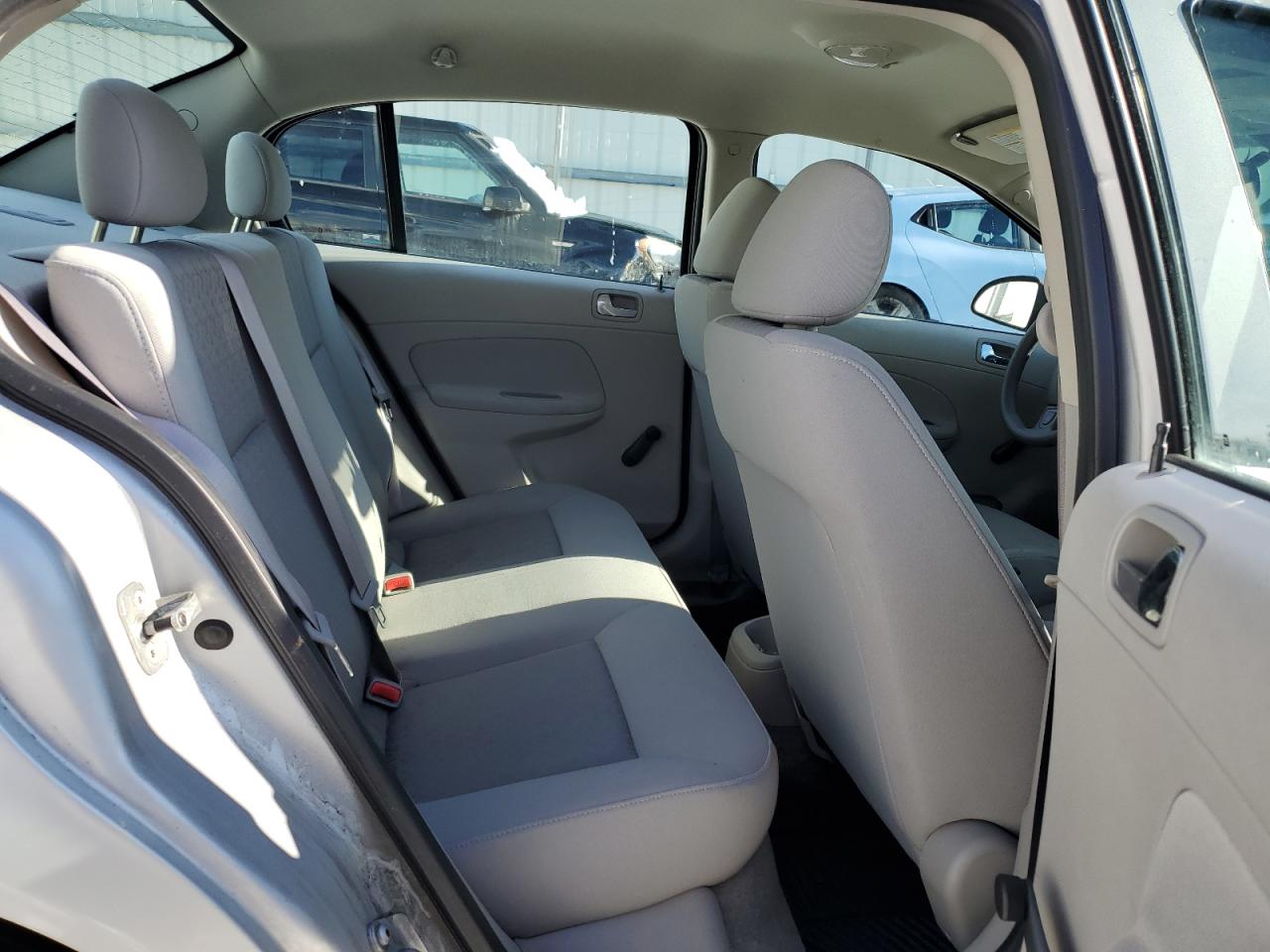 2005 Chevrolet Cobalt - Image 10