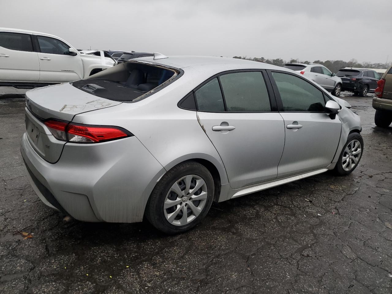 2021 Toyota Corolla - Image 3