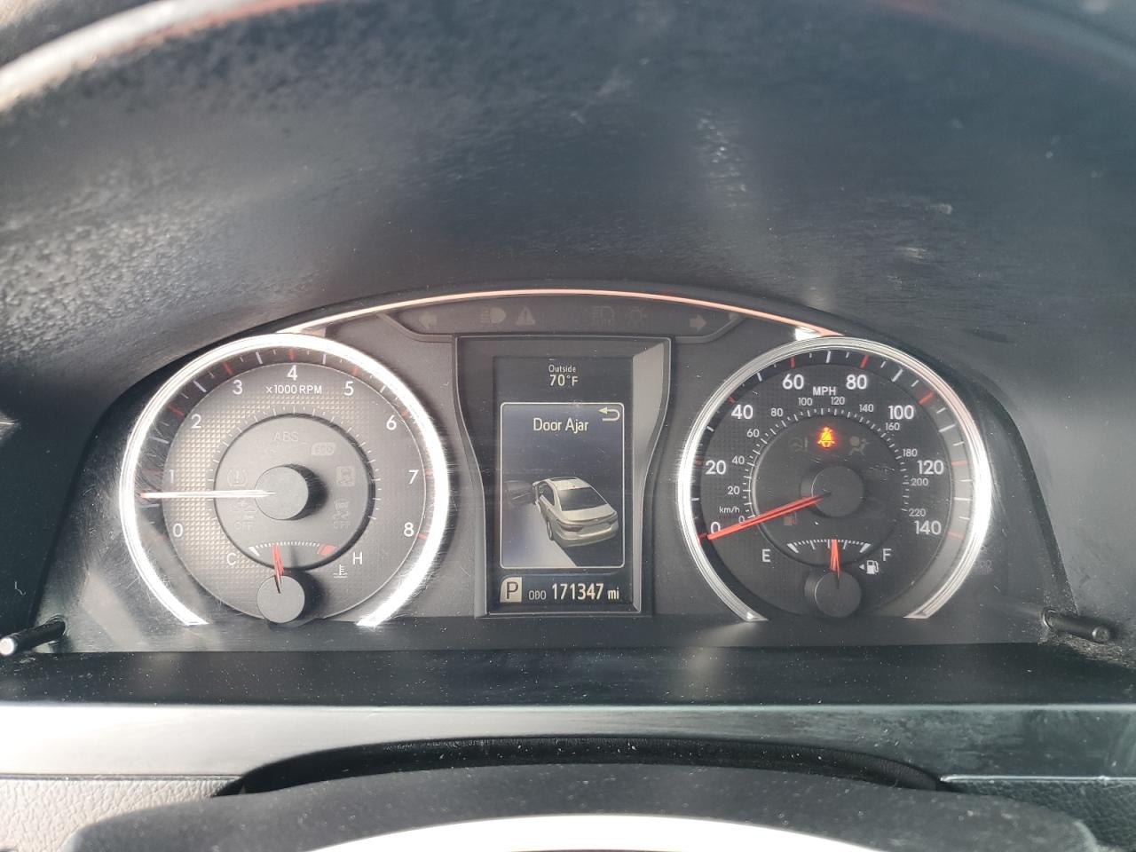 2015 Toyota Camry - Image 9