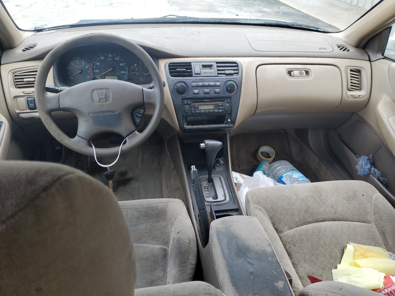 2002 Honda Accord - Image 8