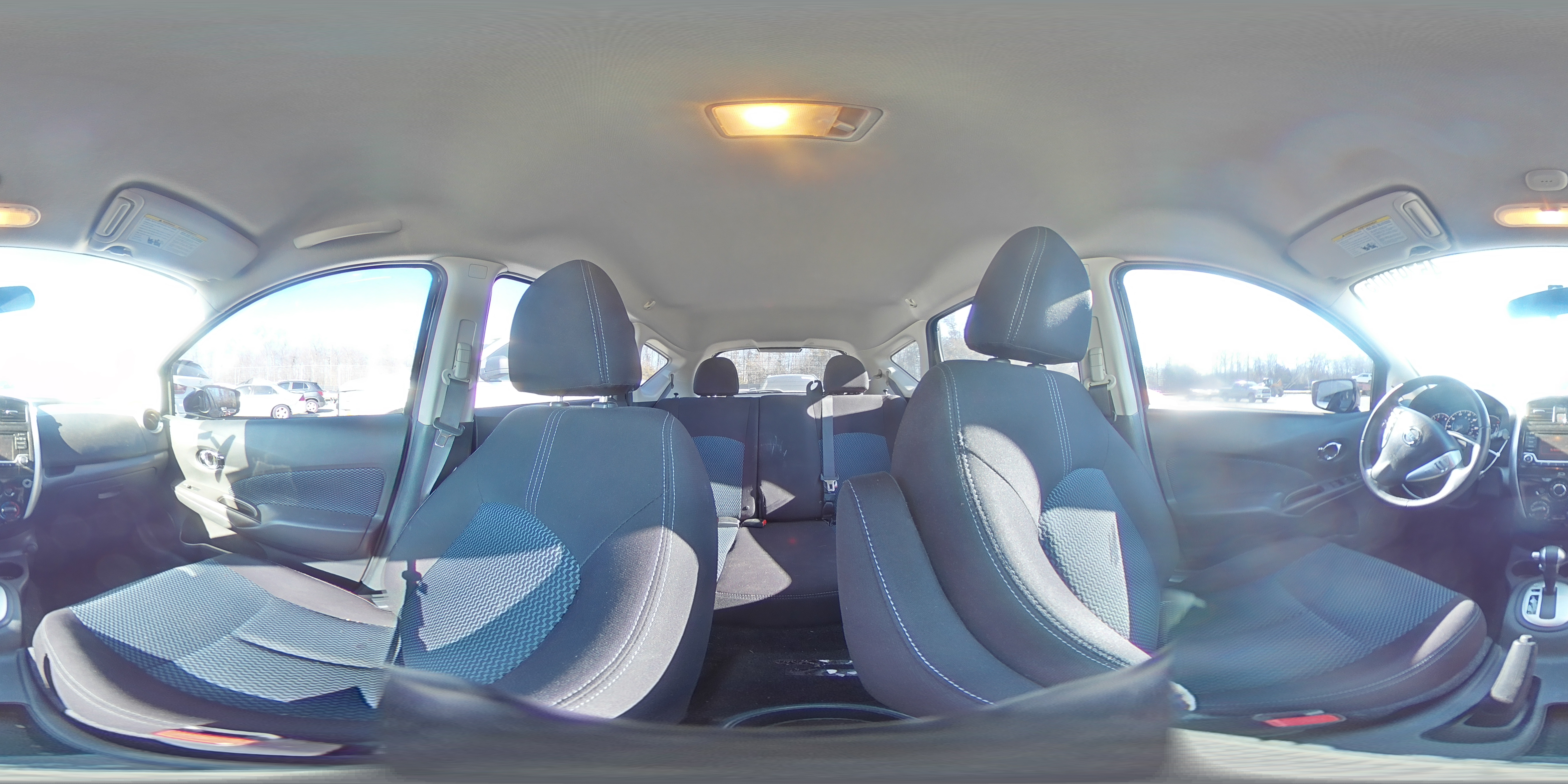 2017 Nissan Versa - Image 12