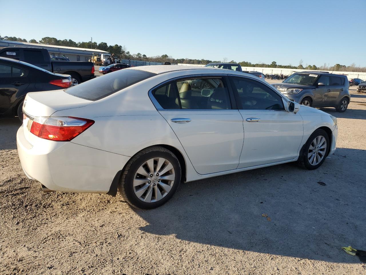 2013 Honda Accord - Image 3