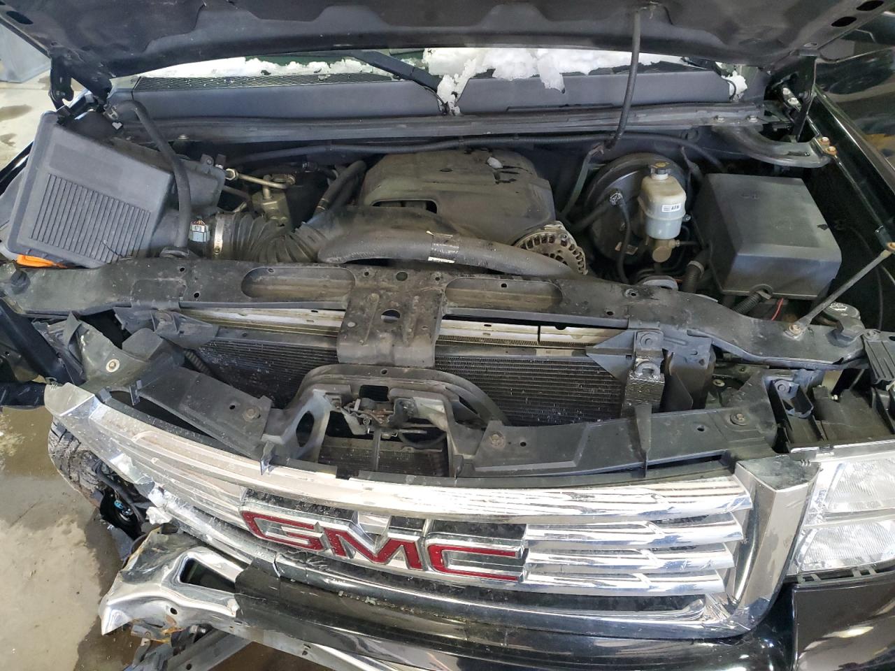 2012 GMC Sierra - Image 13