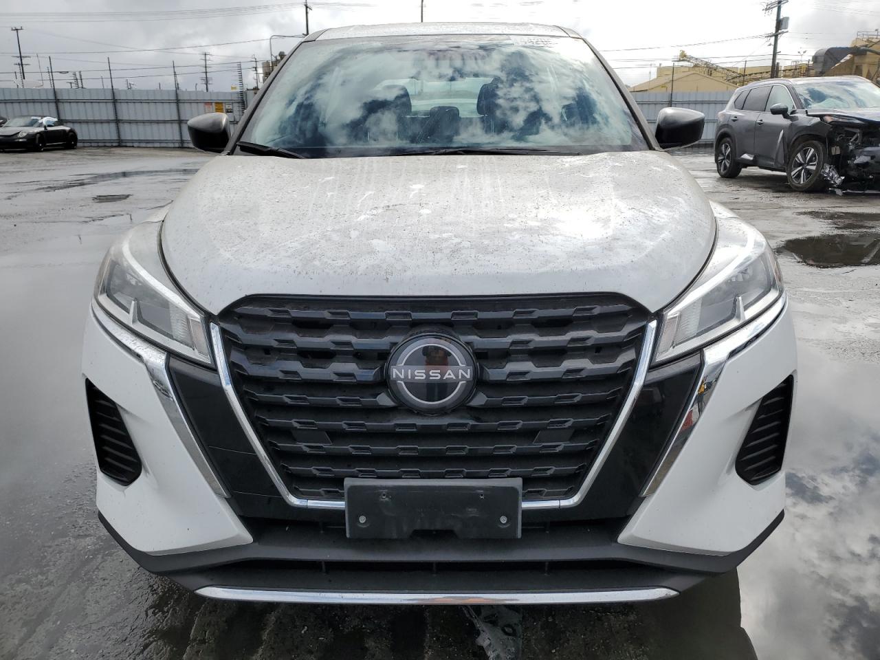 2022 Nissan Kicks - Image 5
